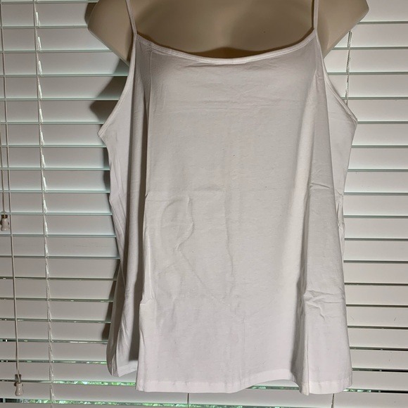 NWOT Bundle of 6 camisoles - Picture 10 of 16